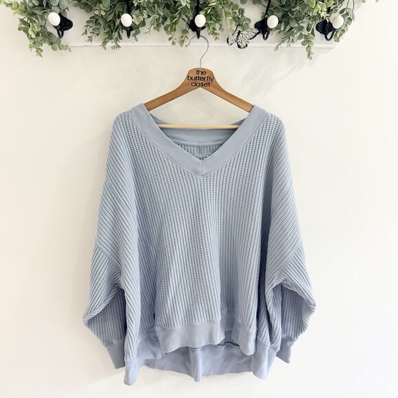 American Eagle Outfitters Sweaters - American Eagle Outfitters Light Blue Waffle Knit V Neck Sweater Size XL 65437
